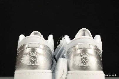 Hyperoad Jordan Low Tear Away 1 SE Silver 0903